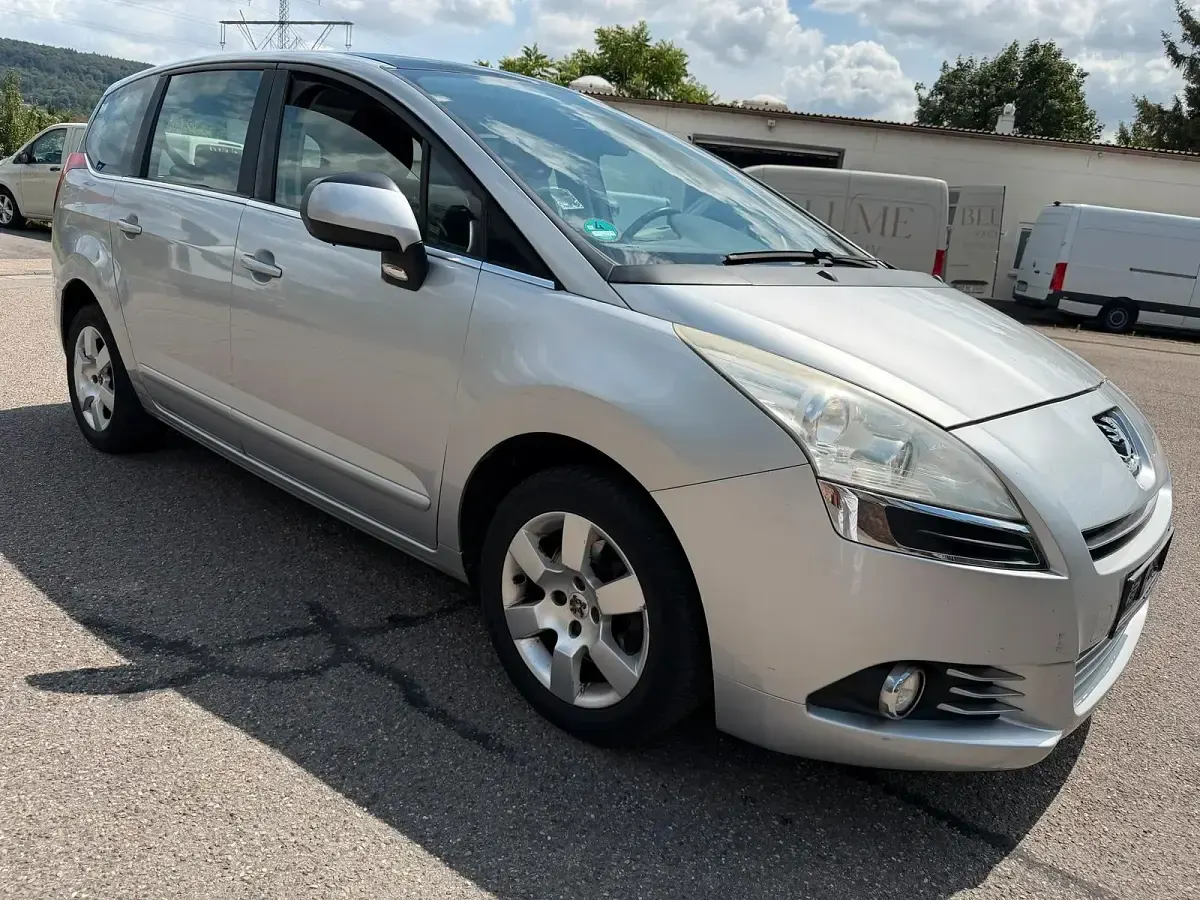 Gebraucht Peugeot 5008 156 PS (114 kW) 2011 Van / Kleinbus