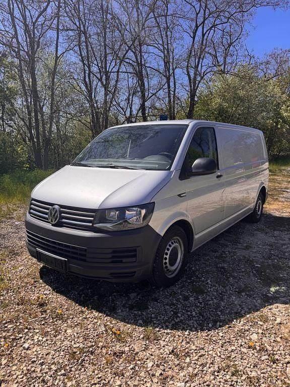 Second-hand VW Transporter 150 CP (110 kW) 2018 Argintiu Van