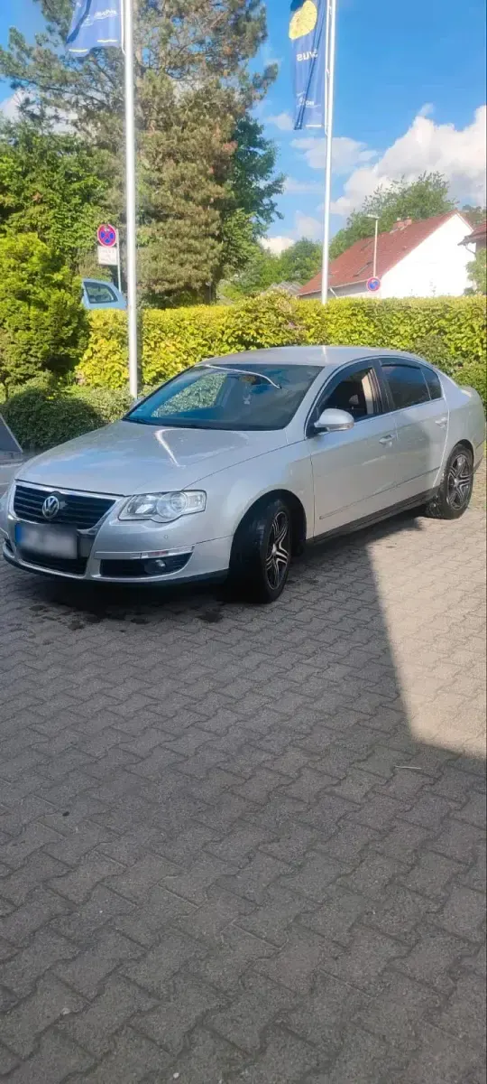 Gebraucht VW Passat 116 PS (85 kW) 2006 Silber Limousine