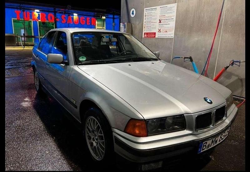 Gebraucht 1996 BMW 318 Limousine | 3.800 € (Fairer Preis) - Bild 1/4