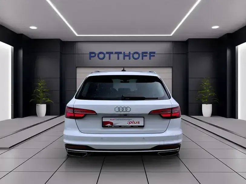 Gebraucht Audi A4 Advanced 204 PS (150 kW) 2023 Arkonaweiß Kombi
