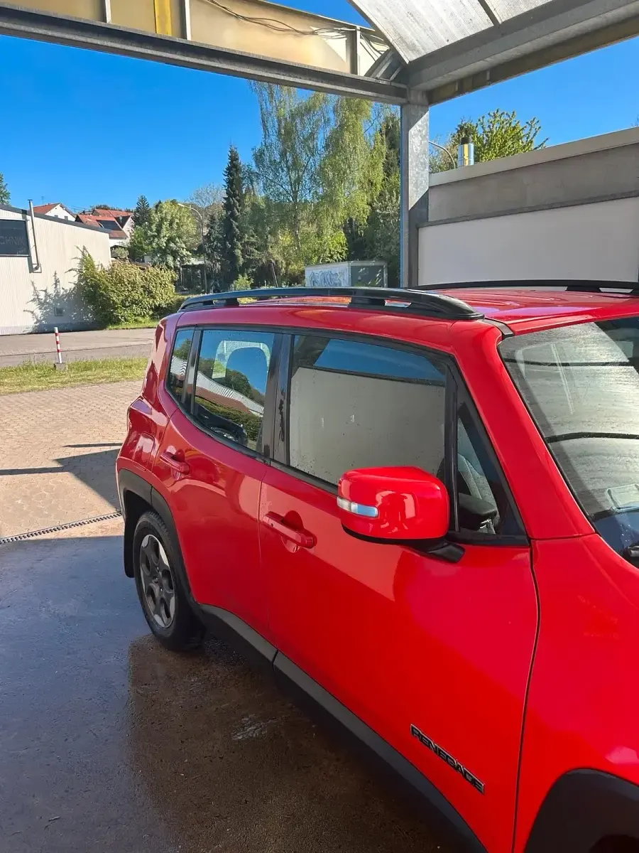Gebraucht Jeep Renegade 110 PS (80 kW) 2016 Rot SUV