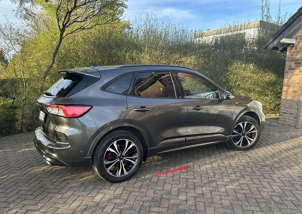 Gebraucht Ford Kuga ST 190 PS (139 kW) 2021 Grau SUV