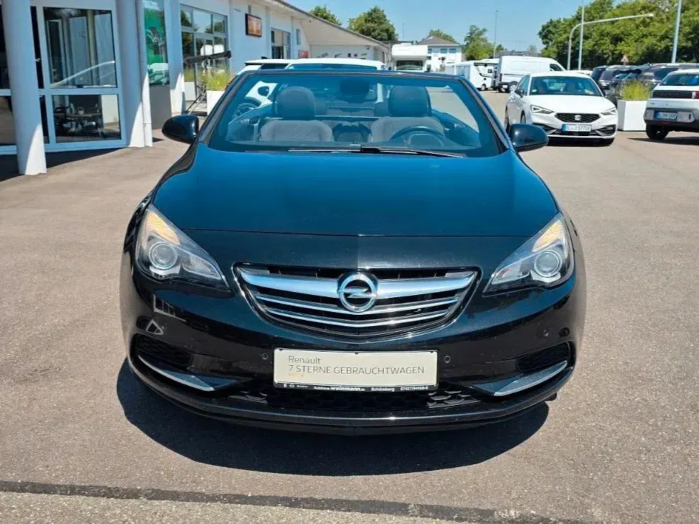 Gebraucht Opel Cascada Edition 140 PS (102 kW) 2017 Schwarz Cabrio