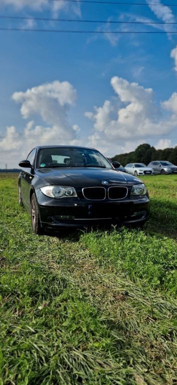 Schwarz Gebraucht 2008 BMW 116 Kleinwagen | 3.950 € (Fairer Preis) - Bild 1/4