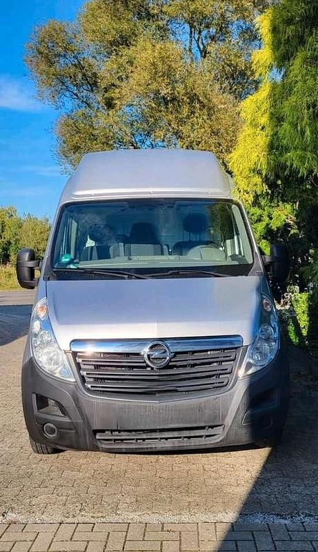 Gebraucht Opel Movano 150 PS (110 kW) 2013 Silber Van