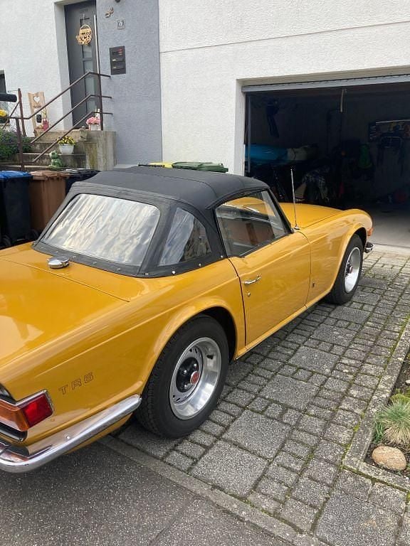 Gebraucht Triumph TR6 95 PS (69 kW) 1972 Gelb Cabrio