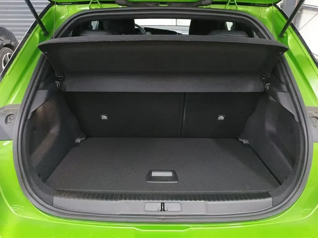 Second-hand Opel Mokka 136 CP (100 kW) 2024 Verde SUV
