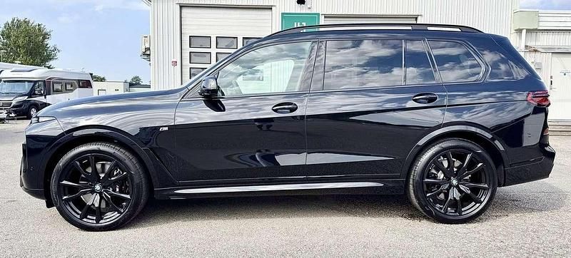 Gebraucht BMW X7 Exclusive 352 PS (258 kW) 2024 Schwarz SUV