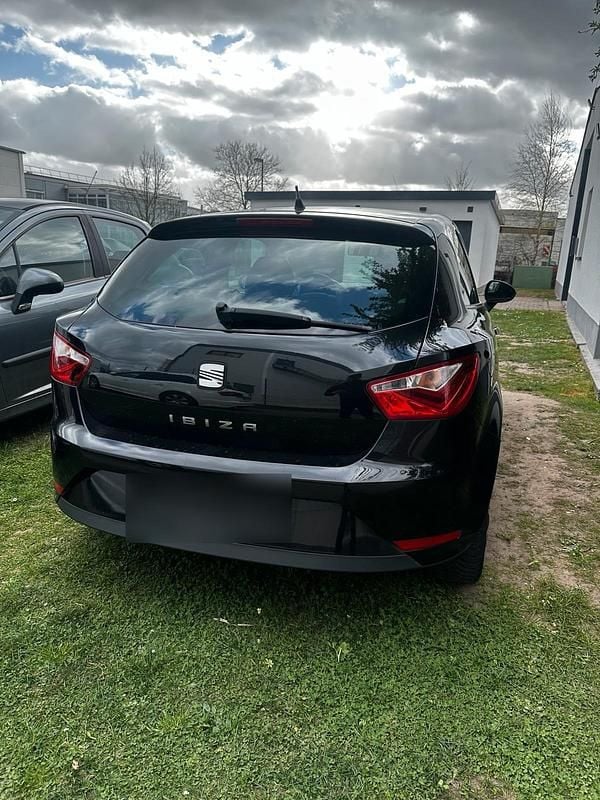 Gebraucht Seat Ibiza 69 PS (50 kW) 2012 Schwarz Coupé