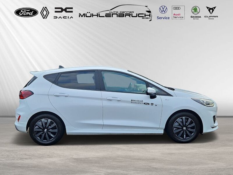 Gebraucht Ford Fiesta 125 PS (91 kW) 2022 Frozen white Kleinwagen