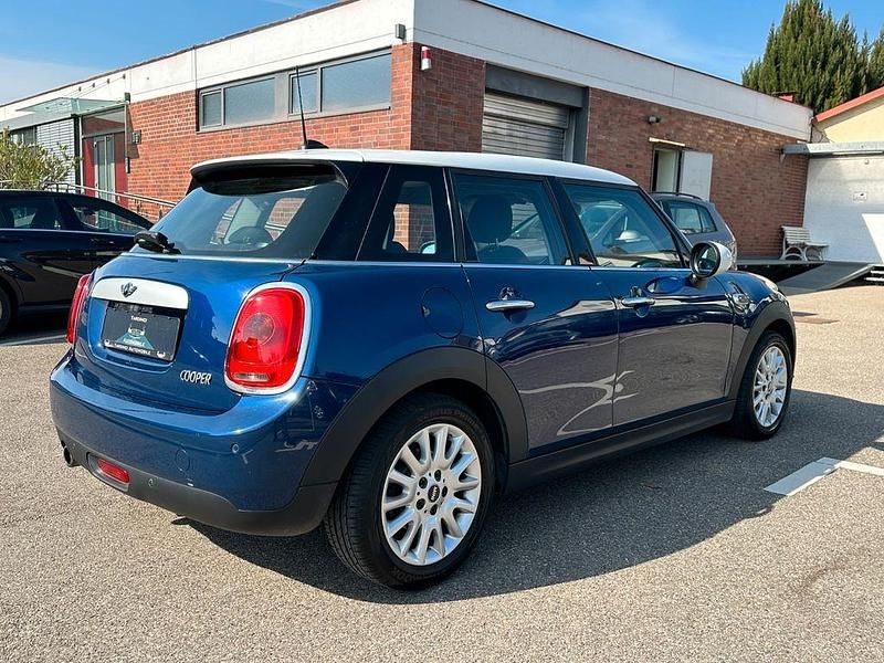 Gebraucht Mini Cooper Chili 136 PS (100 kW) 2015 Blau Kleinwagen