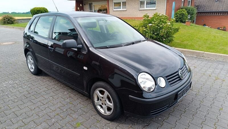 Schwarz Gebraucht 2002 VW Polo Basis Limousine | 500 € (Superpreis) - Bild 1/4
