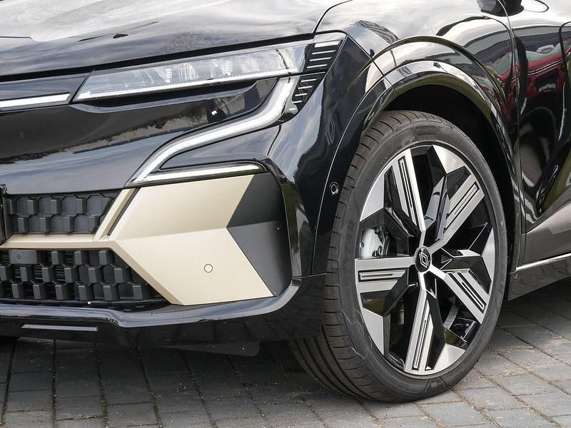 Gebraucht Renault Megane E-Tech Iconic 160 kW (218 PS) 2024 Grau Limousine