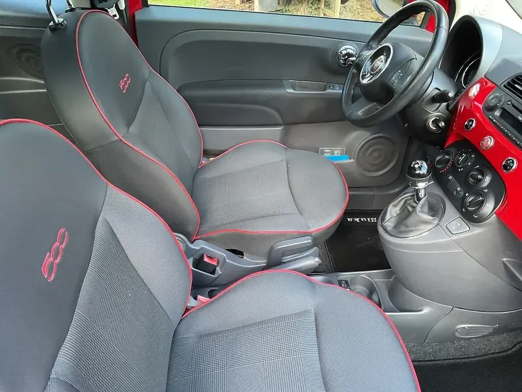 Gebraucht Fiat 500 69 PS (50 kW) 2014 Rot