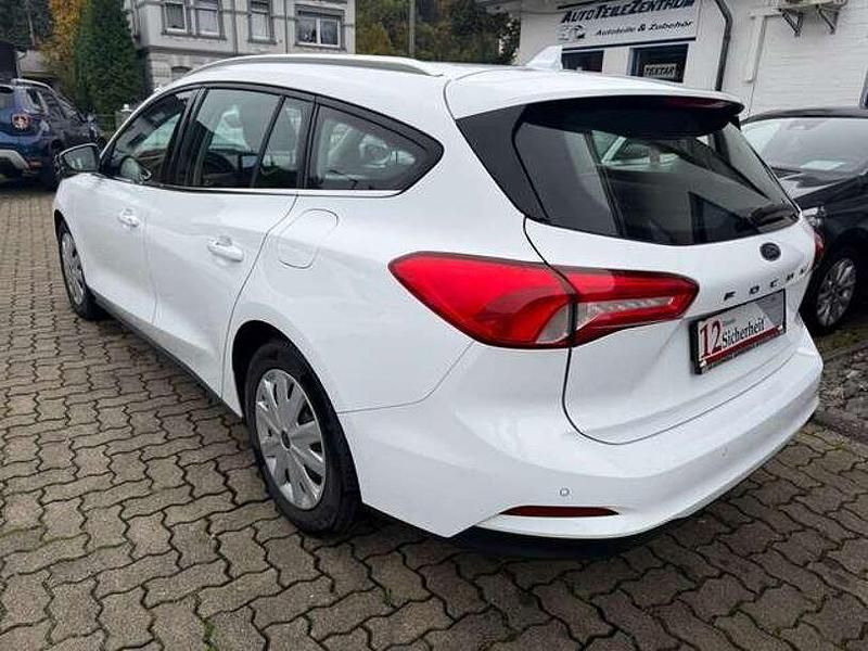 Gebraucht Ford Focus ST 120 PS (88 kW) 2020 Frostweiß Kombi