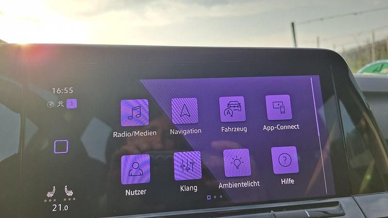 Gebraucht VW Golf VIII 110 PS (80 kW) 2021 Grau Kombi