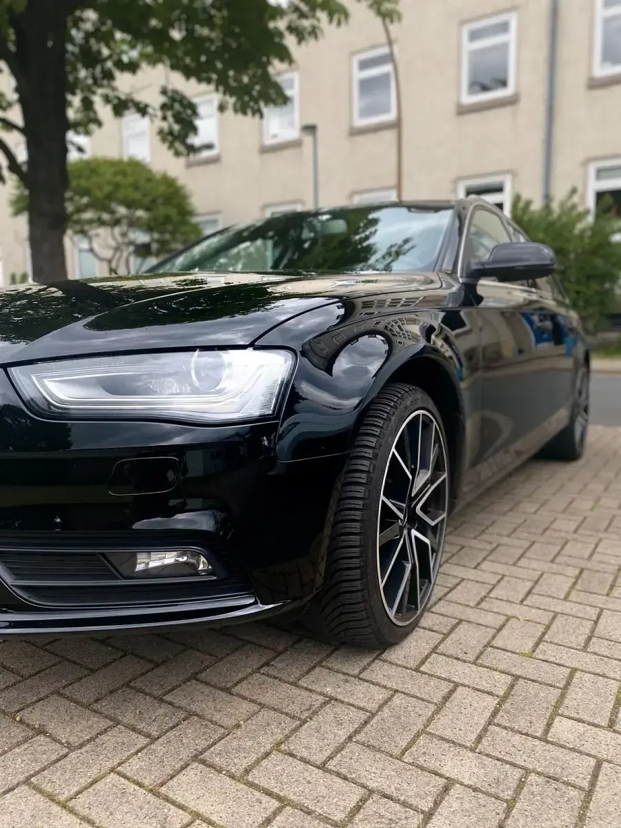Gebraucht Audi A4 204 PS (150 kW) 2013 Schwarz Kombi