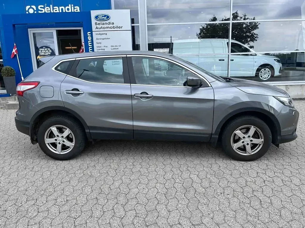 Gebraucht Nissan Qashqai Acenta 163 PS (119 kW) 2017 SUV