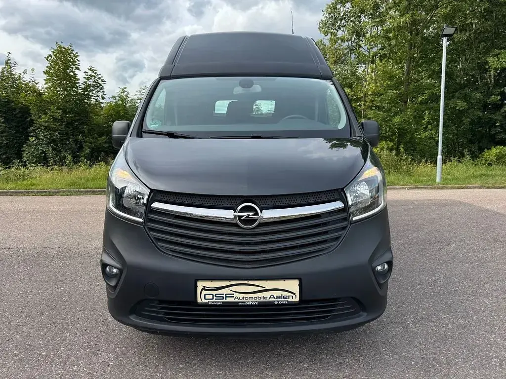 Gebraucht Opel Vivaro 145 PS (106 kW) 2019 Schwarz Van / Kleinbus