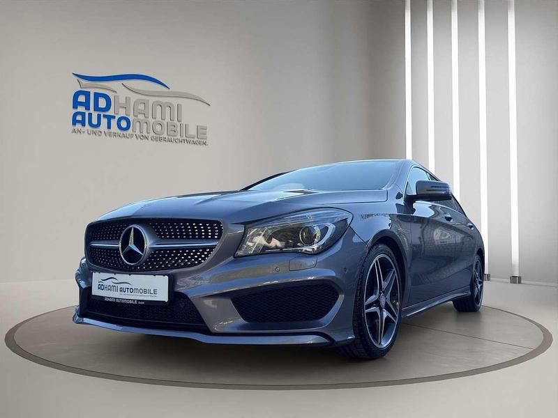 Grau Gebraucht 2015 Mercedes CLA200 AMG Kombi | 14.987 € (Fairer Preis) - Bild 1/4