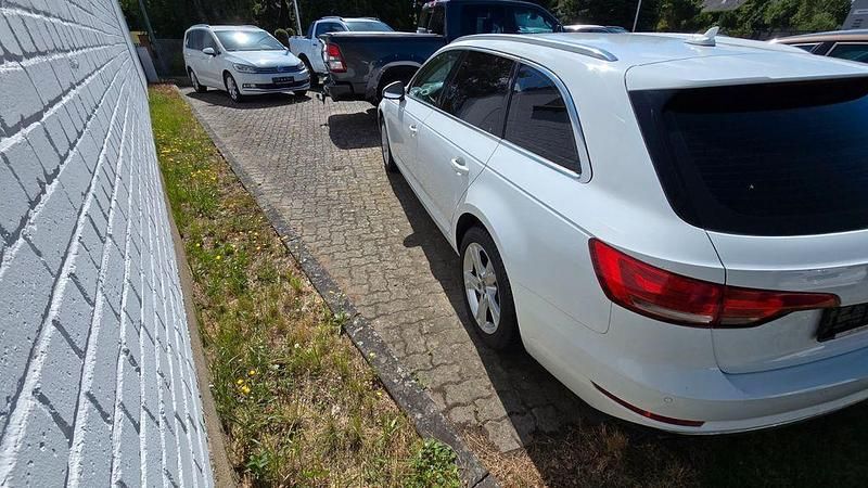 Gebraucht Audi A4 Sport 150 PS (110 kW) 2017 Weiß Kombi