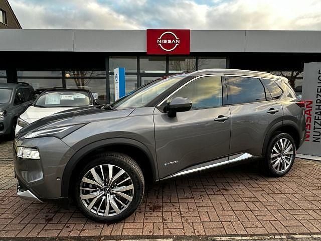 Neu Nissan X-Trail Tekna+ 204 PS (150 kW) 2026 Grau SUV
