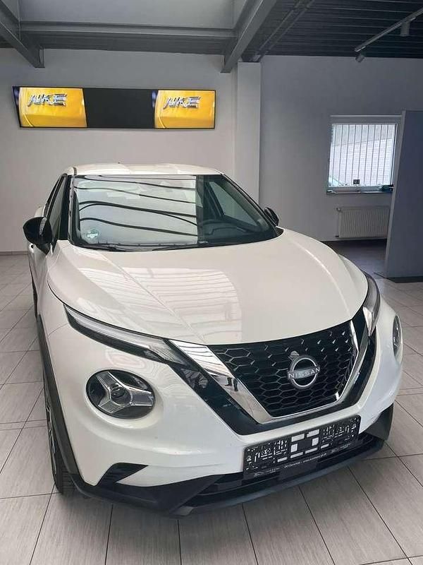 Gebraucht Nissan Juke Acenta 114 PS (83 kW) 2024 Weiß SUV