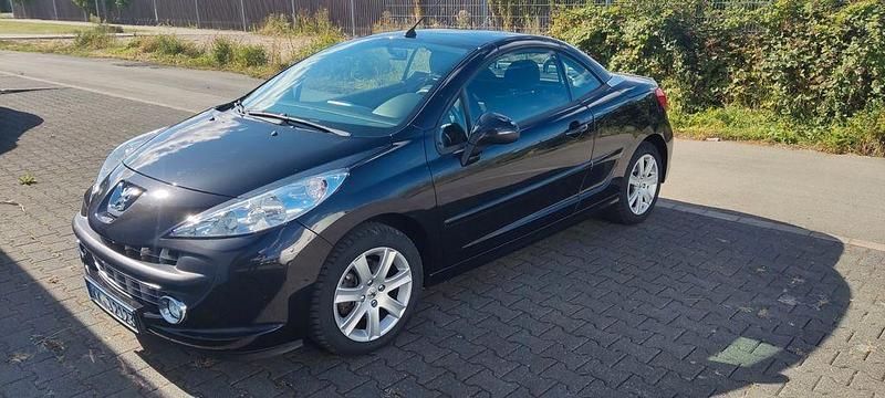 Schwarz Gebraucht 2009 Peugeot 207 CC Premium Cabrio | 3.450 € (Fairer Preis) - Bild 1/4