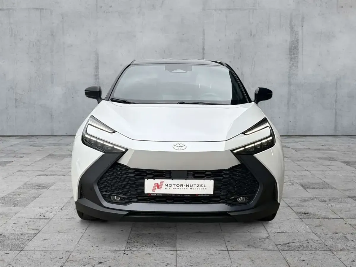 Neu Toyota C-HR Team 140 PS (102 kW) 2025 Schwarz SUV