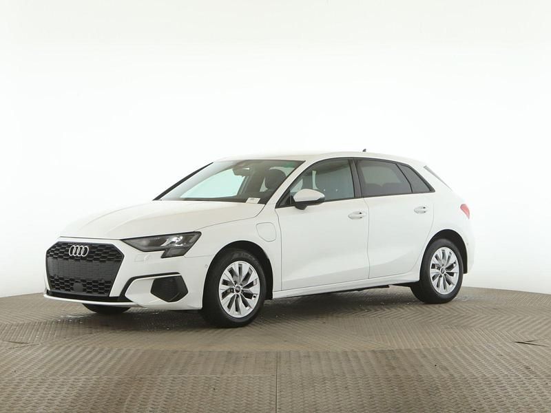 Gebraucht Audi A3 204 PS (150 kW) 2022 Ibisweiß Limousine