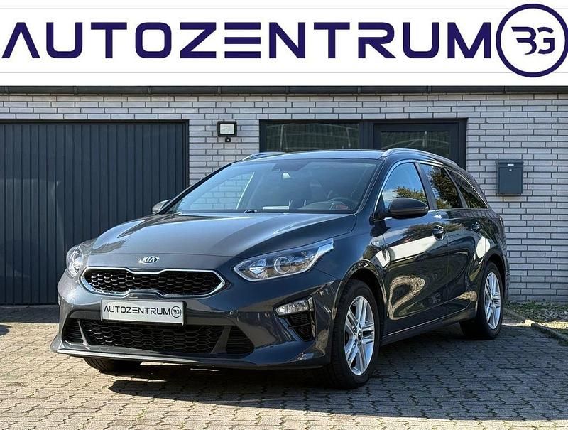 Grau Gebraucht 2019 Kia Ceed Sportswagon Vision Kombi | 13.990 € (Guter Preis) - Bild 1/3