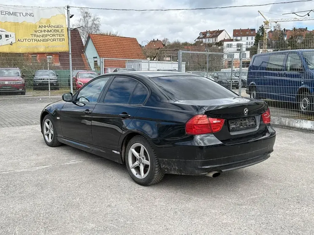 Gebraucht BMW 316 Comfort Edition 116 PS (85 kW) 2009 Schwarz Limousine