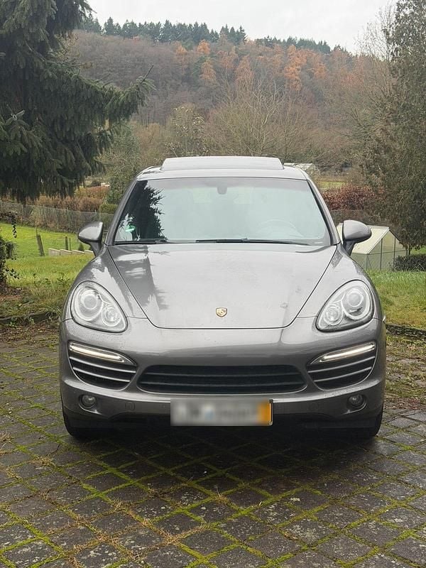 Gebraucht Porsche Cayenne 245 PS (180 kW) 2012 Grau SUV