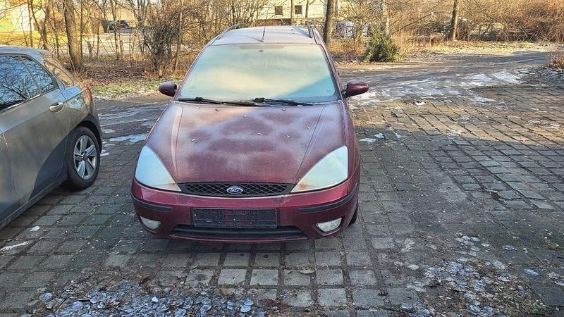 Gebraucht Ford Focus 116 PS (85 kW) 2004 Rot Limousine