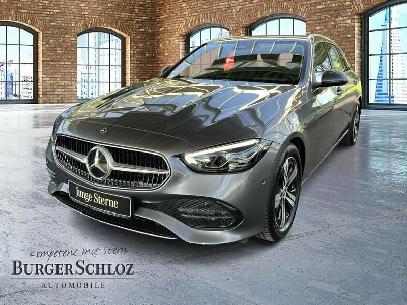 Metalliclack selenitgrau Gebraucht 2024 Mercedes C180 Avantgarde Kombi | 33.980 € (Guter Preis) - Bild 1/4