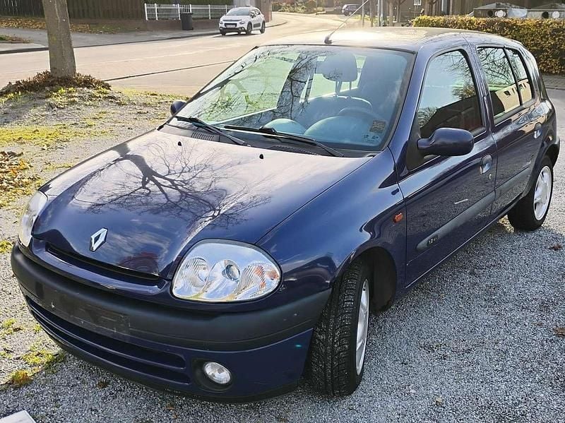 Gebraucht Renault Clio II LIMITED 75 PS (55 kW) 2001 Blau Limousine