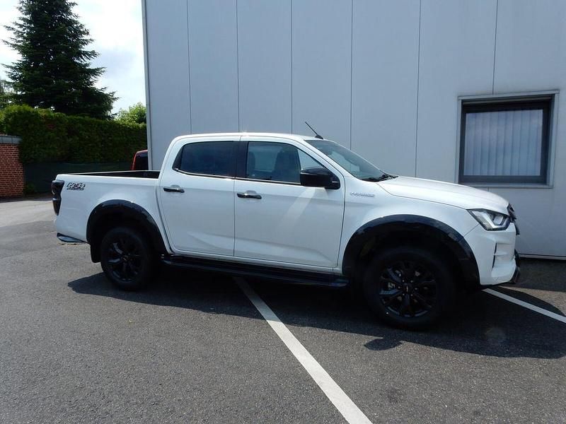 Neu Isuzu D-Max 163 PS (119 kW) 2025 Weiß SUV