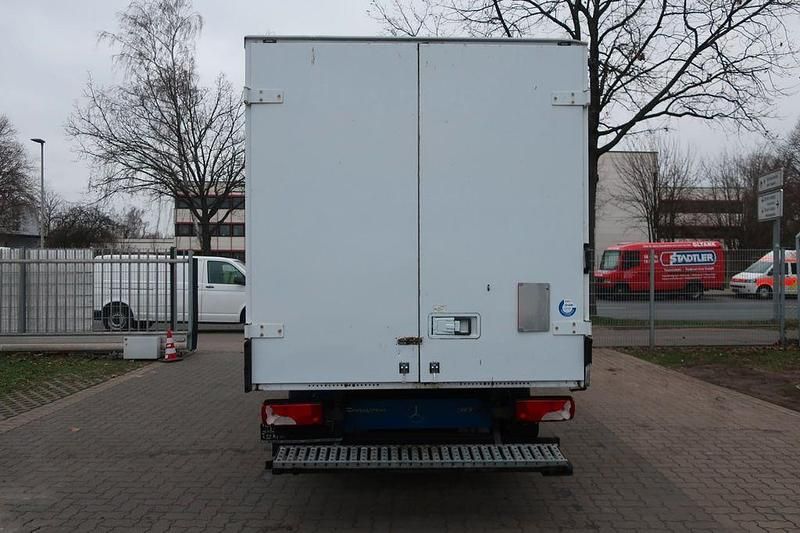 Gebraucht Mercedes Sprinter 129 PS (94 kW) 2013 Blau Van