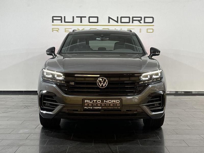 Gebraucht VW Touareg R-line 340 PS (250 kW) 2022 Grau SUV