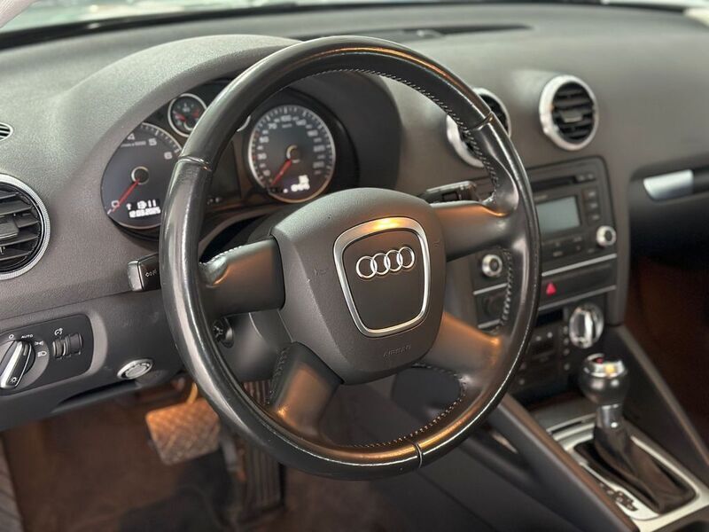 Gebraucht Audi A3 Sportback Ambiente 160 PS (117 kW) 2010 Grau Kleinwagen