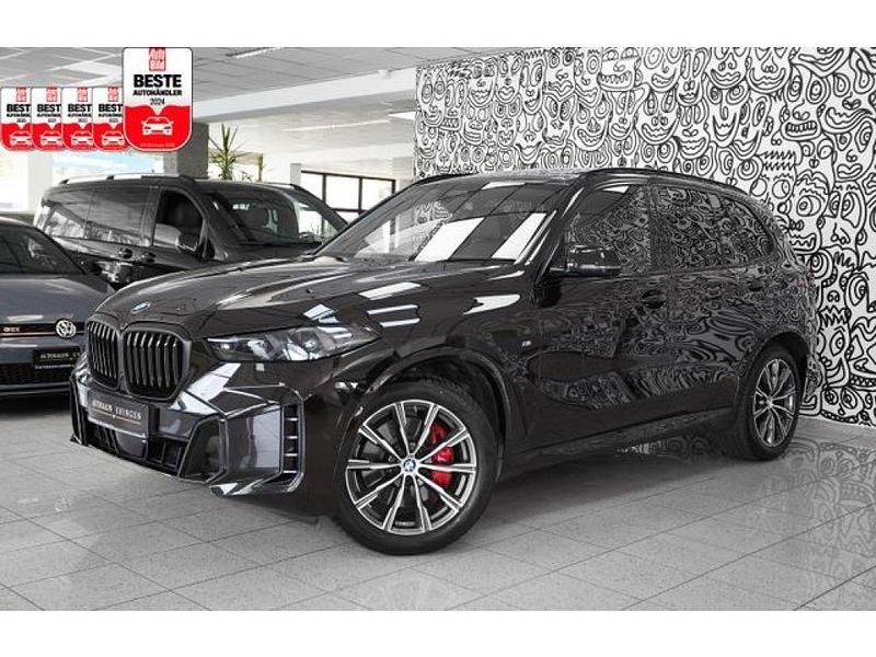 Citrinschwarz ii metallic (metallic) Gebraucht 2024 BMW X5 M M Sport SUV | 91.890 € (Fairer Preis) - Bild 1/4
