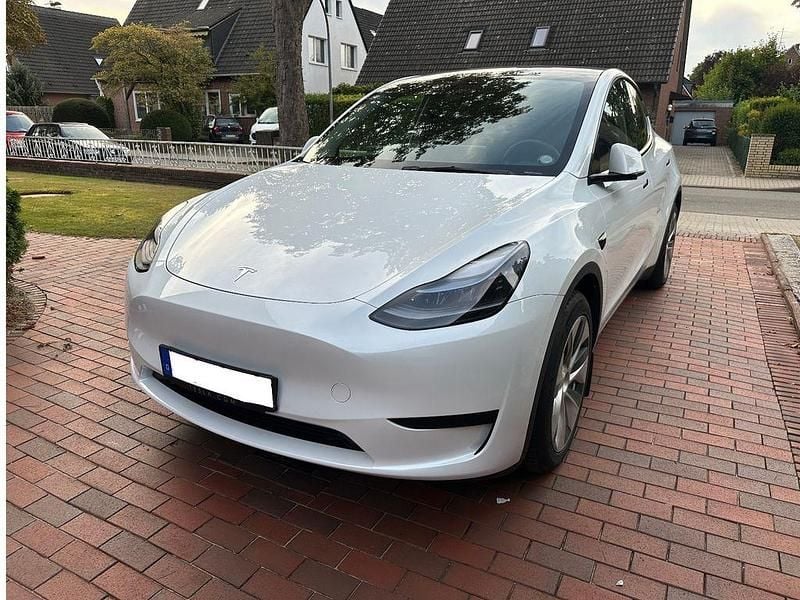Gebraucht 2022 Tesla Model Y RWD 256 PS SUV – Schleswig-Holstein ...