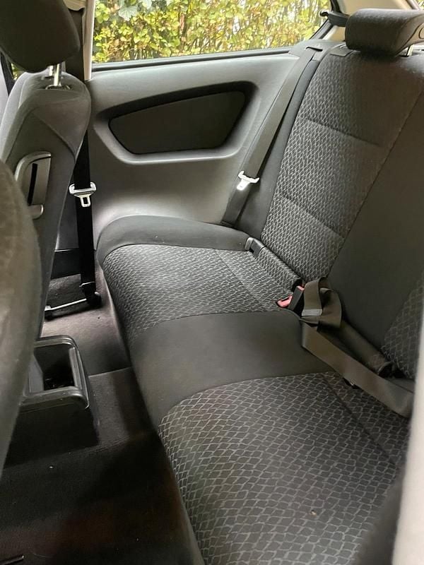 Gebraucht BMW 316 115 PS (84 kW) 2002 Schwarz Limousine