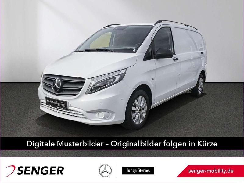 Gebraucht Mercedes Vito 163 PS (119 kW) 2021 Arktikweiß Van