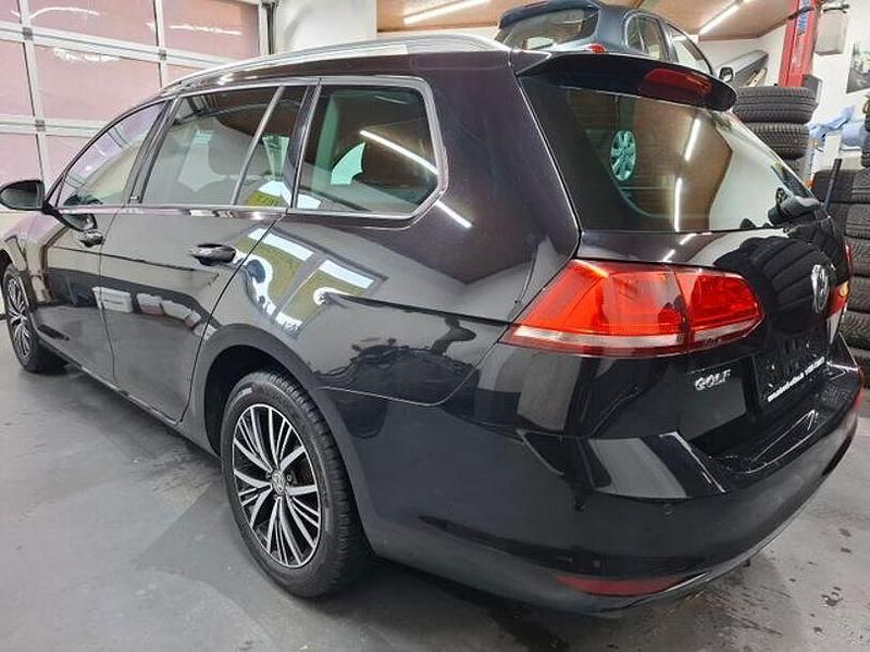 Gebraucht VW Golf VII 125 PS (91 kW) 2016 Schwarz Limousine