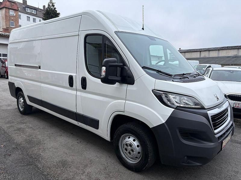 Gebraucht Peugeot Boxer Comfort 131 PS (96 kW) 2016 Weiß Van