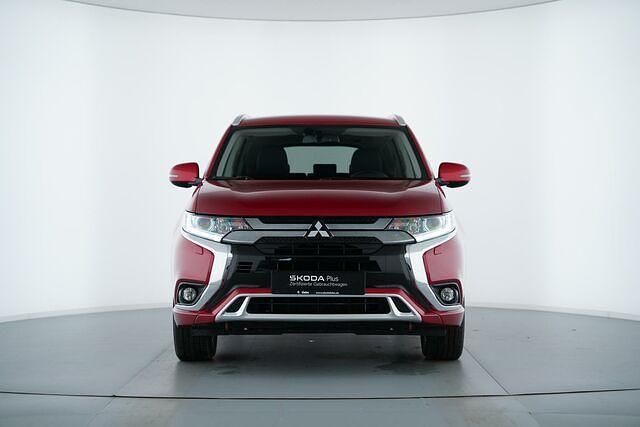 Gebraucht Mitsubishi Outlander P-HEV 224 PS (164 kW) 2021 Dynamik rot (d) SUV