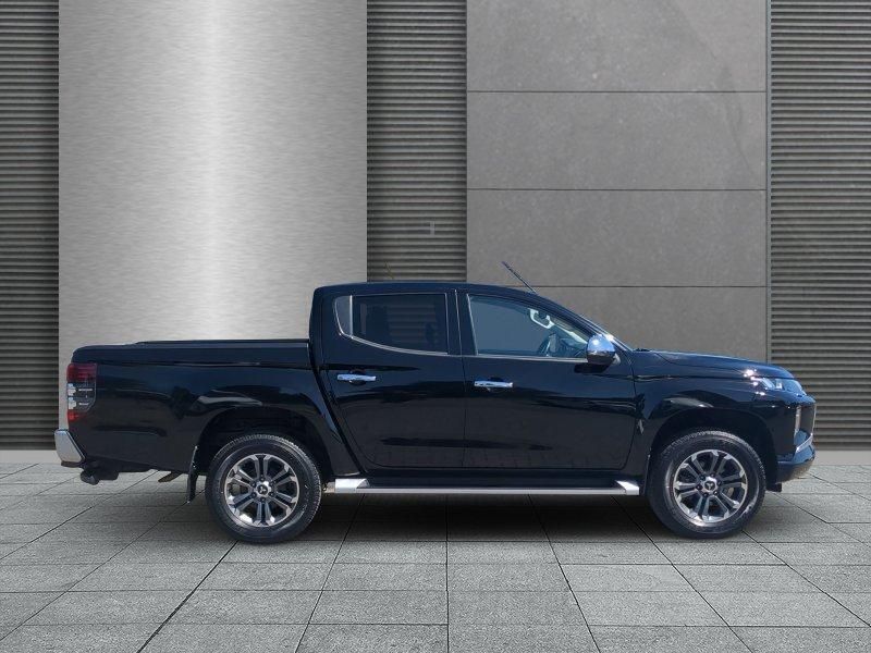 Schwarz metallic Gebraucht 2020 Mitsubishi L200 Abholung | 31.890 € (Fairer Preis) - Bild 1/1