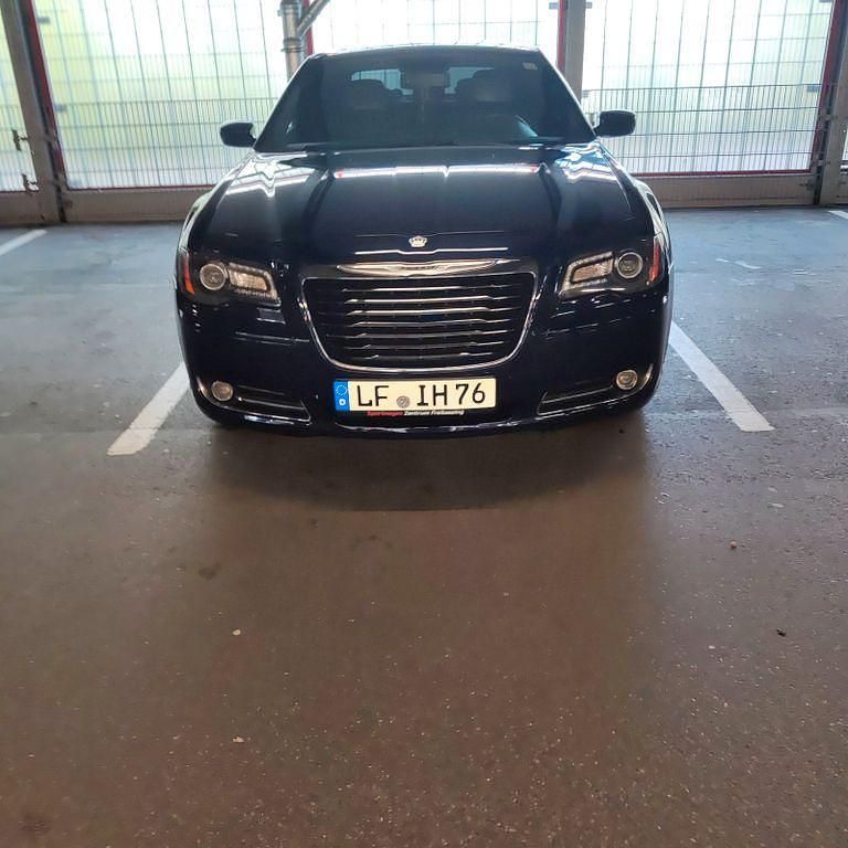 Gebraucht Chrysler 300C 296 PS (217 kW) 2015 Blau Limousine
